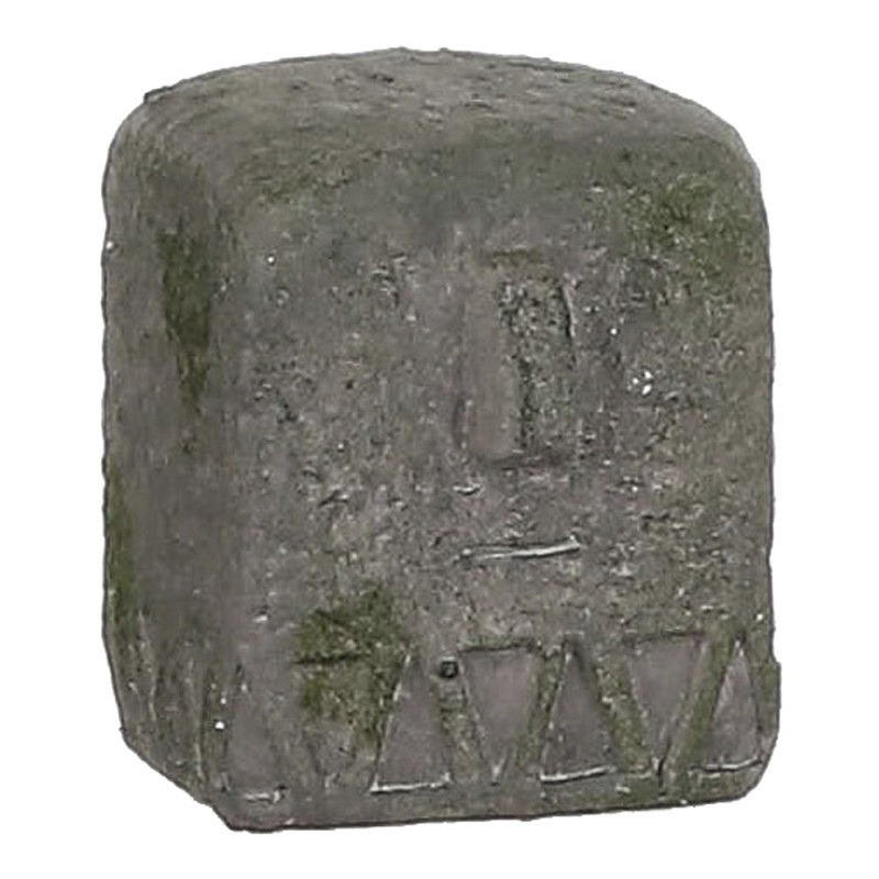 *ult. unidades* estatua gris 9x8x9.5cm